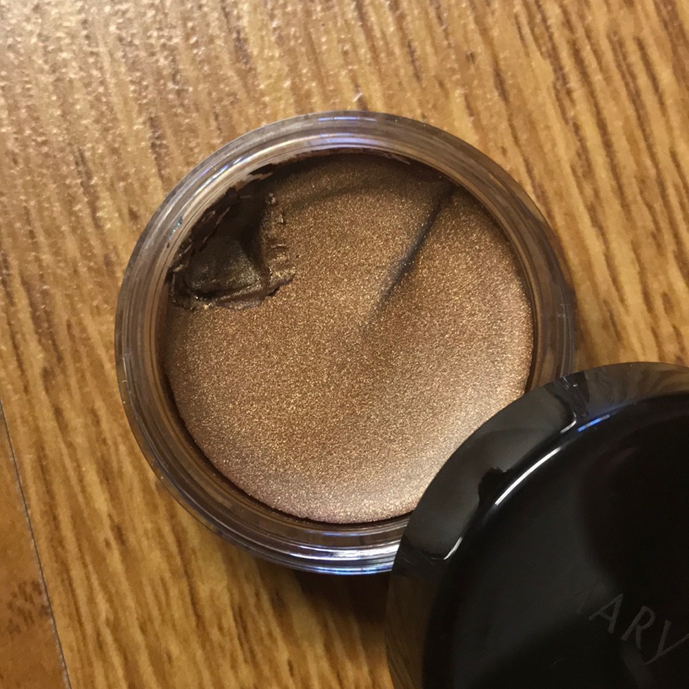 Iced Cocoa Cream Eye Color